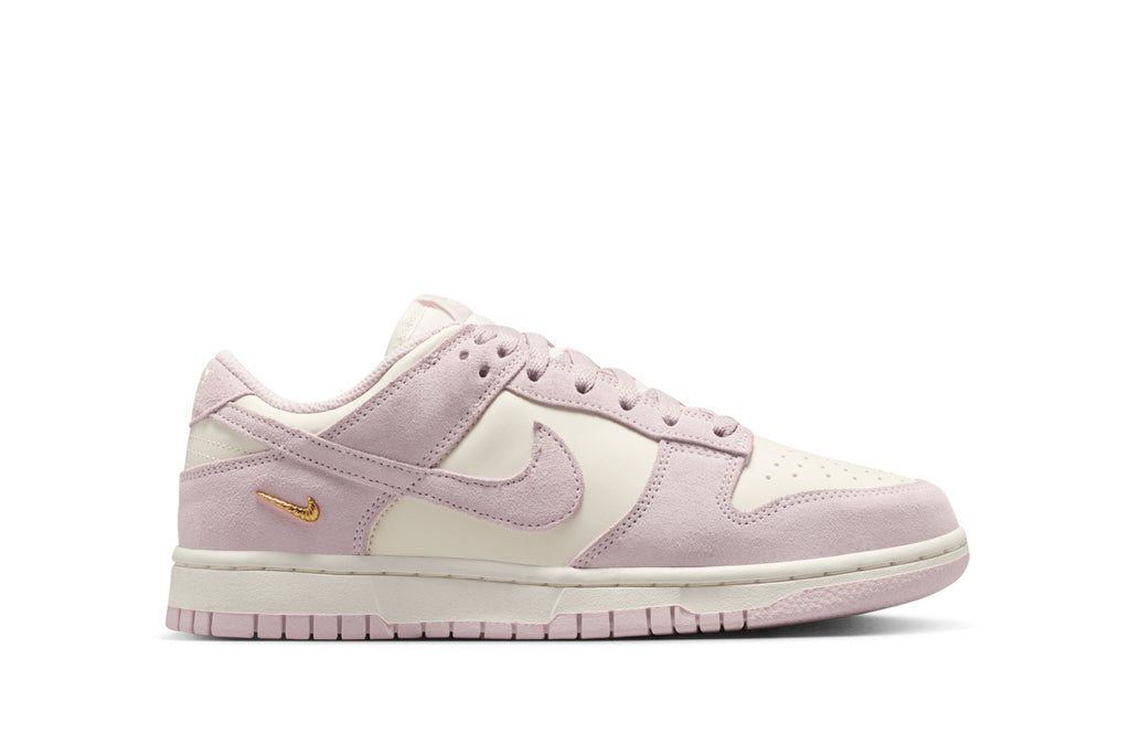 NIKE WOMAN'S DUNK LOW PEARL PINK