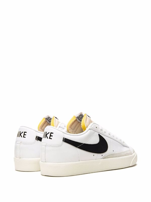 NIKE BLAZER LOW 77 WHITE/BLACK
