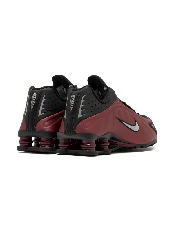 NIKE SHOX R4 TEAM RED/BLACK/METALLIC SILVER