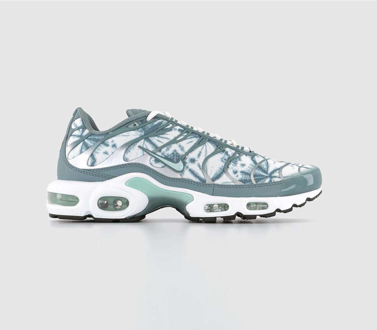 NIKE AIR MAX PLUS TRAINER