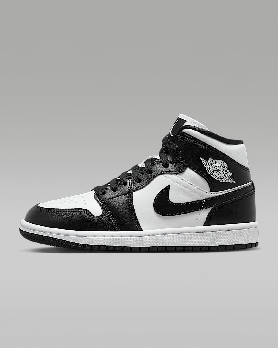 NIKE AIR JORDAN 1 RETRO OG BLACK/WHITE