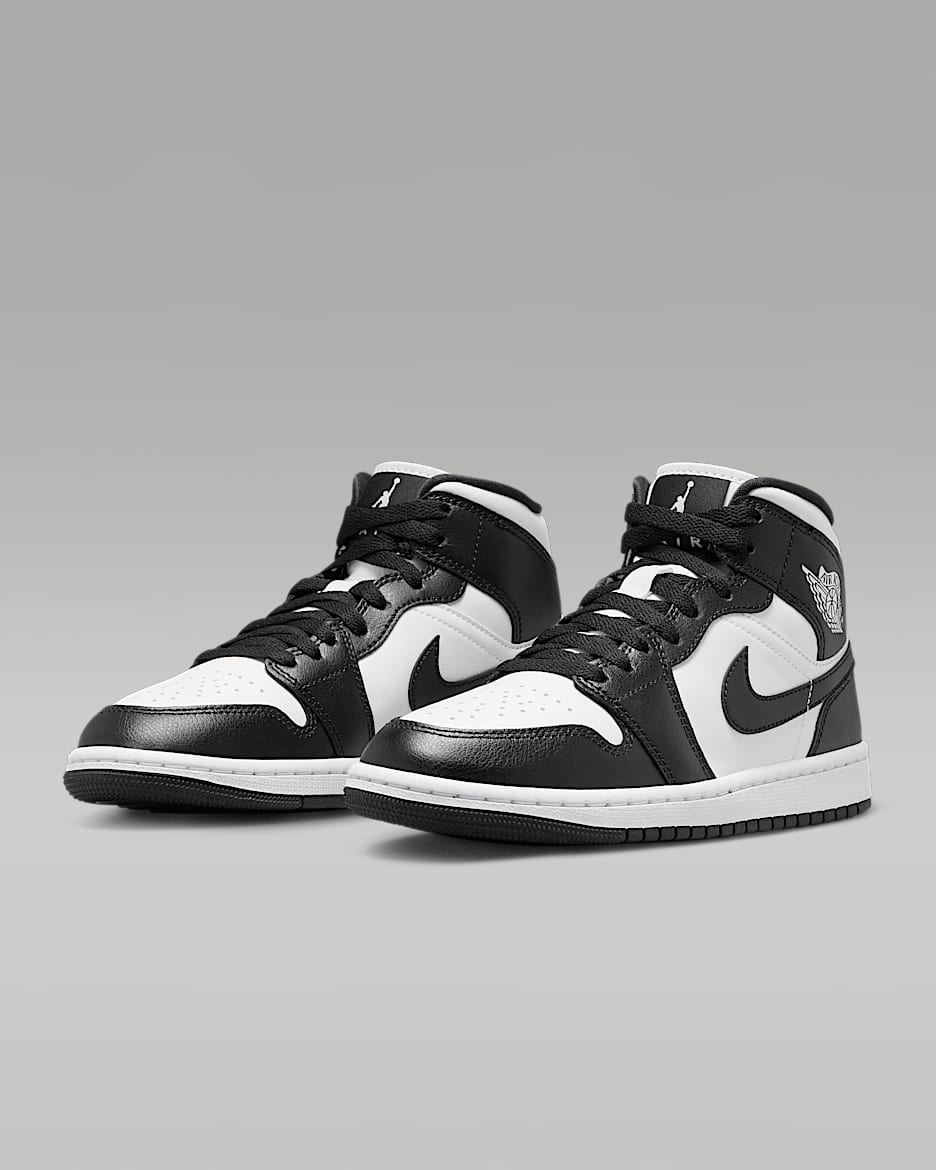 NIKE AIR JORDAN 1 RETRO OG BLACK/WHITE