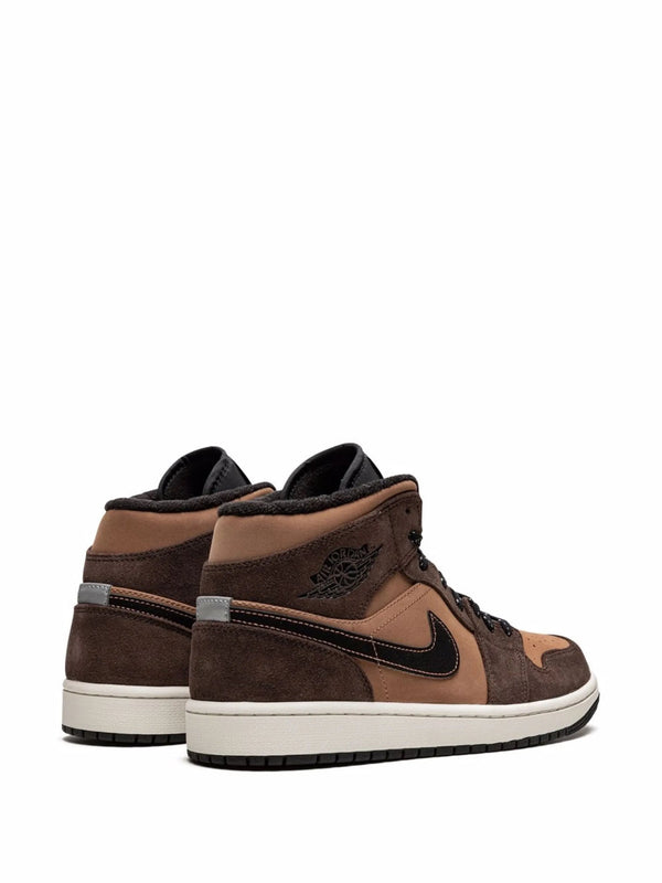 NIKE AIR JORDAN 1 RETRO MID BROWN