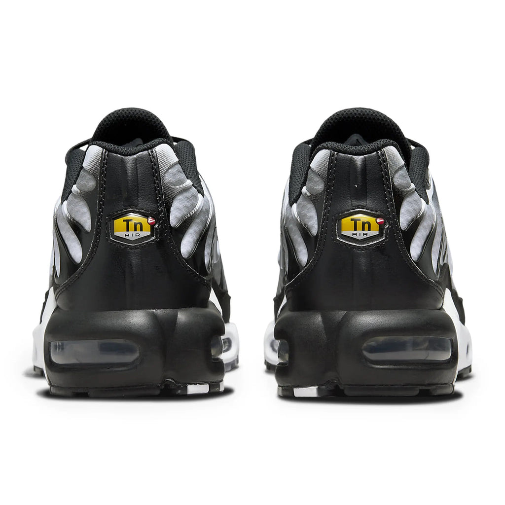 NIKE AIR MAX PLUS - TN BLACK SILVER WHITE